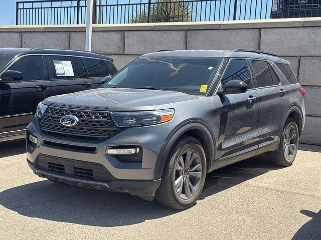 2022 Ford Explorer XLT 4WD's photo