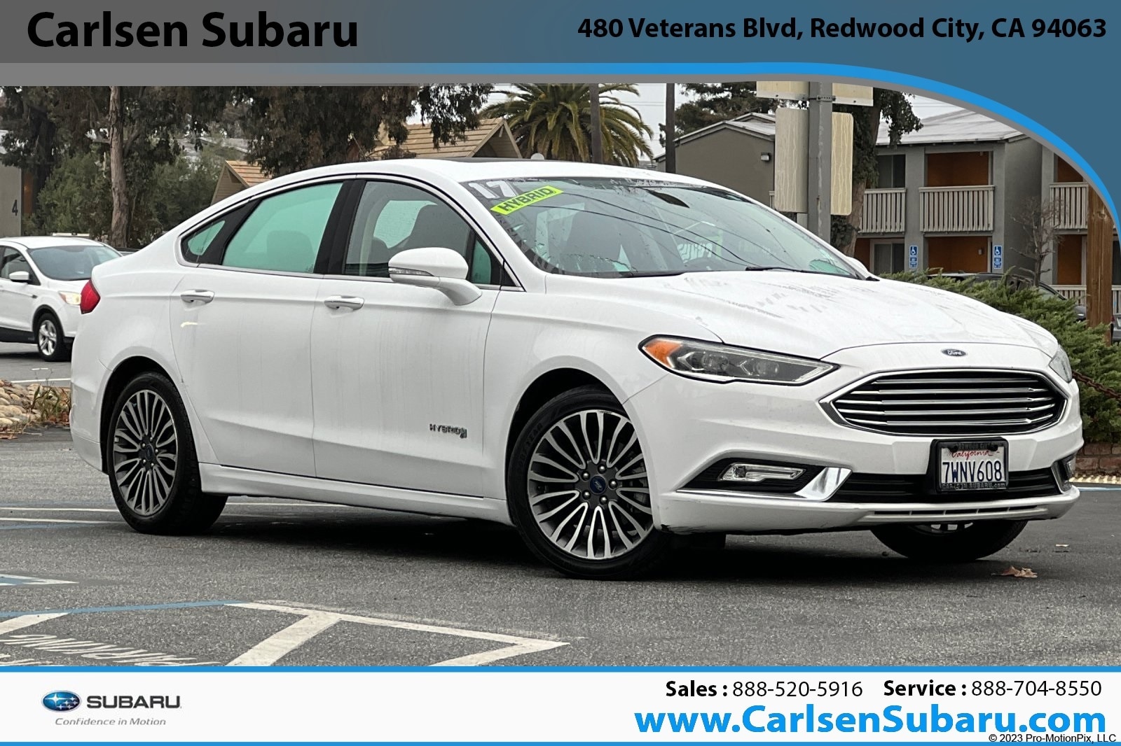 2017 Ford Fusion Hybrid Titanium's photo