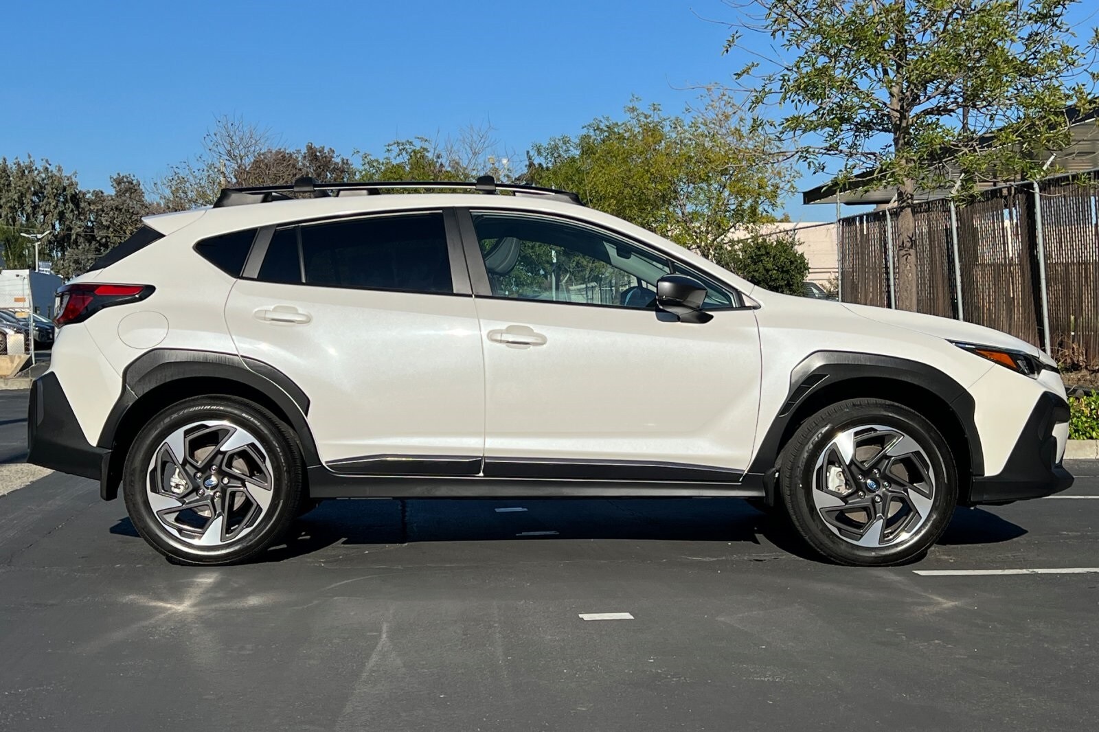 2024 Subaru Crosstrek Limited photo 2