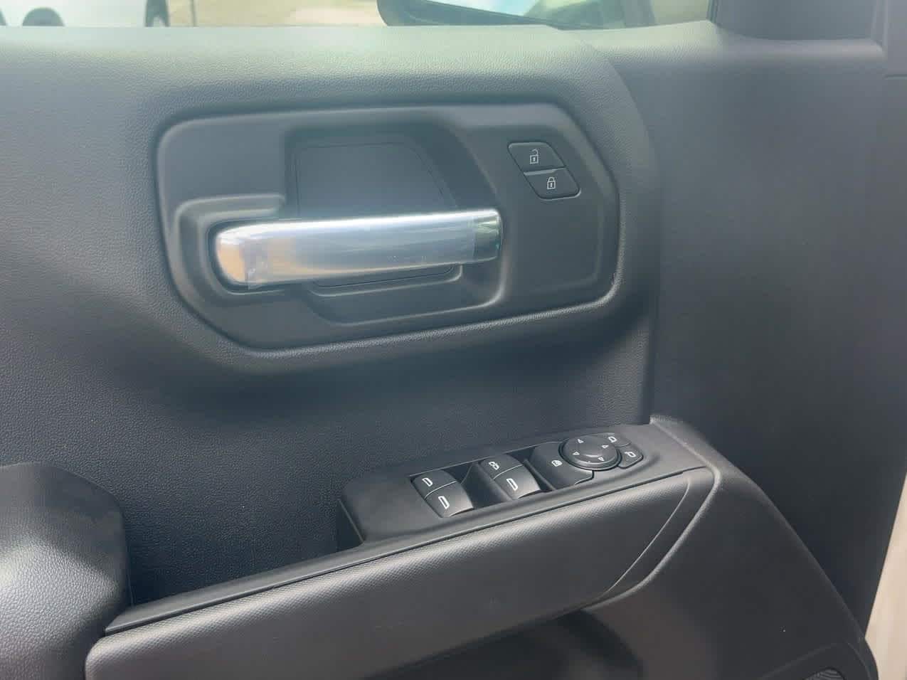 2026 Chevrolet Silverado 1500 Custom Trail Boss - Photo 2