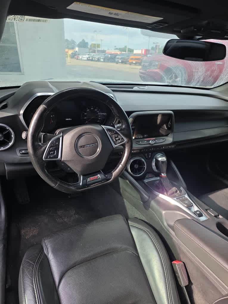 2018 Chevrolet Camaro SS photo 3