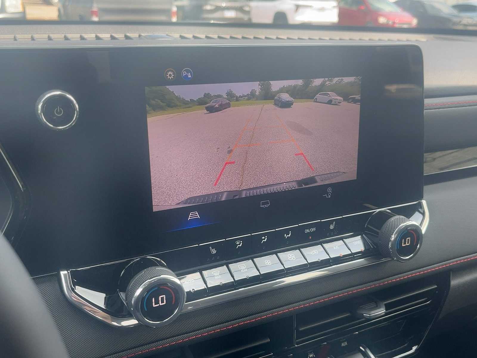 2026 Chevrolet Colorado Z71 - Photo 18
