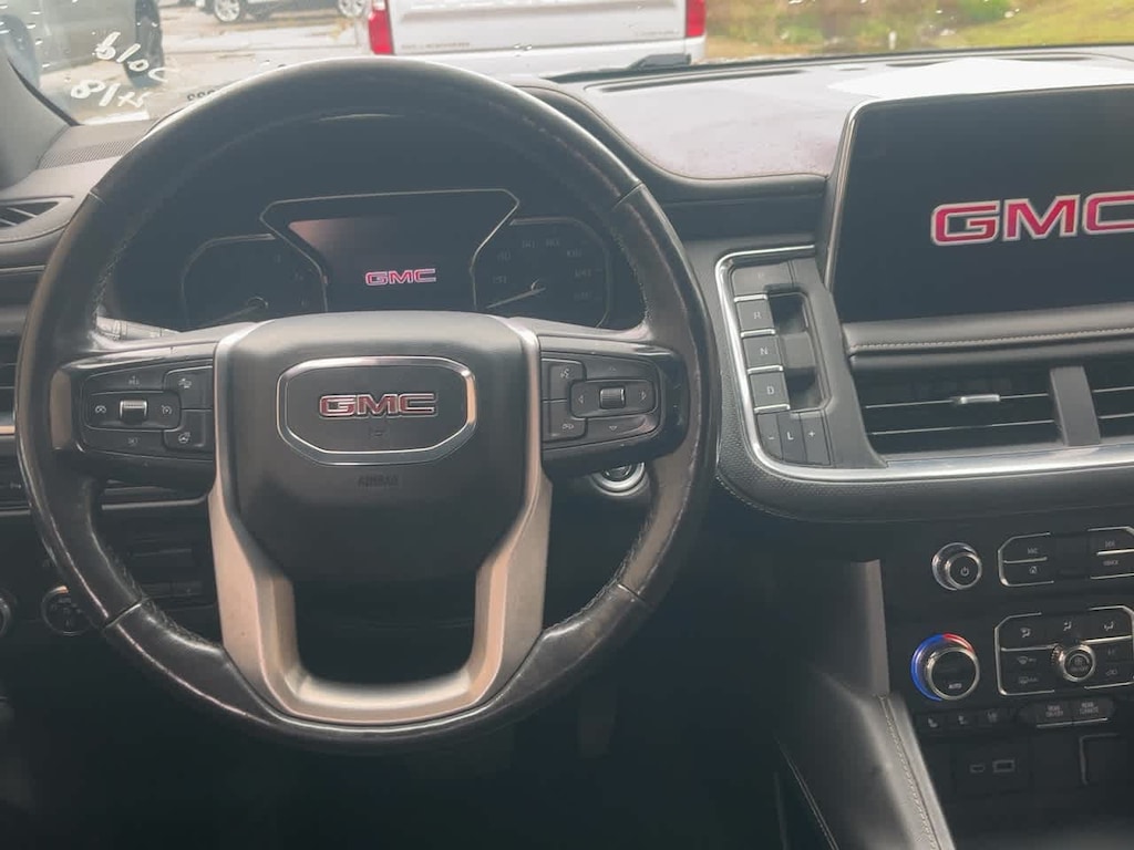 Used 2021 GMC Yukon XL SLT SUV