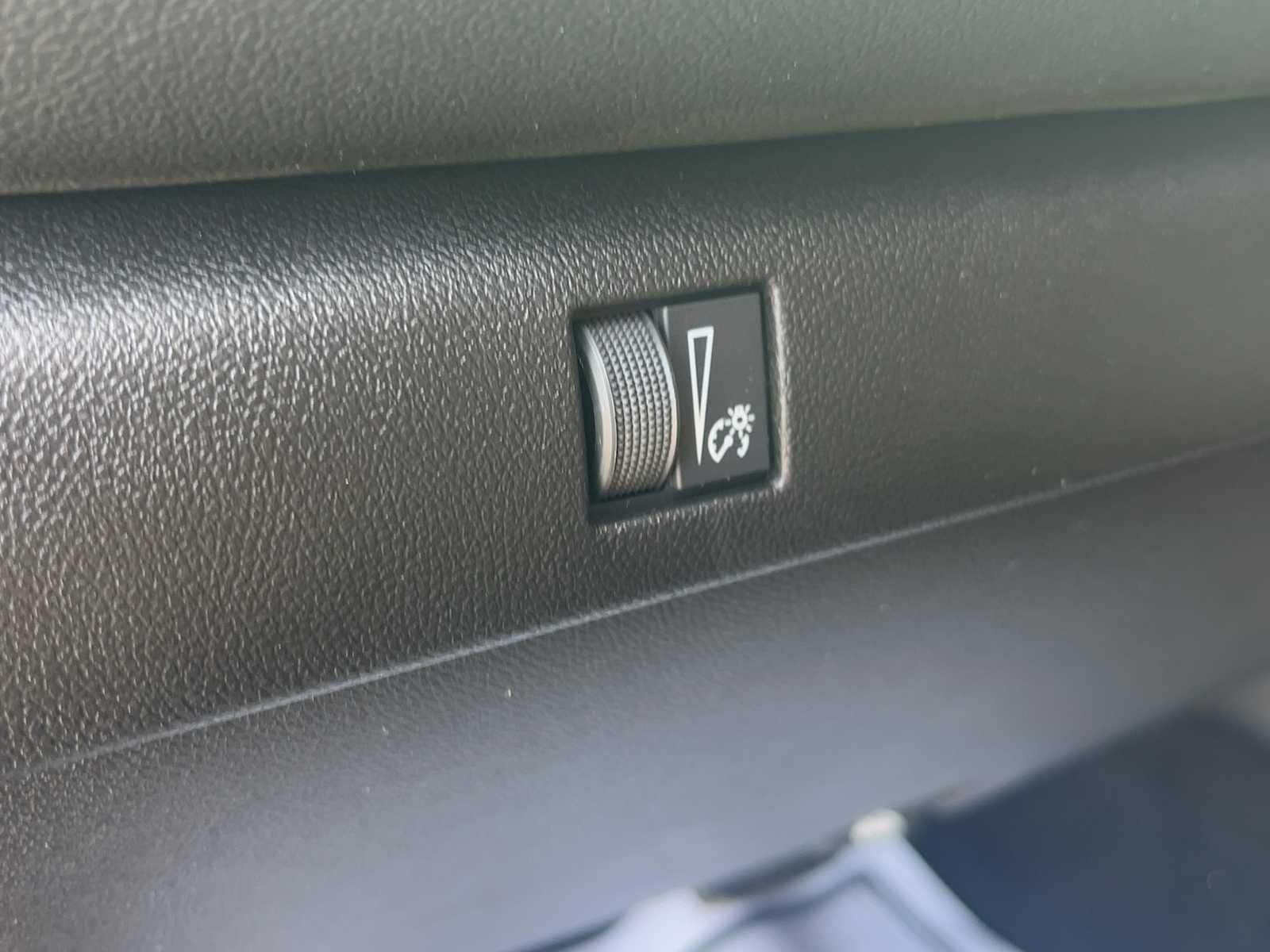 2026 Chevrolet Colorado LT - Photo 15