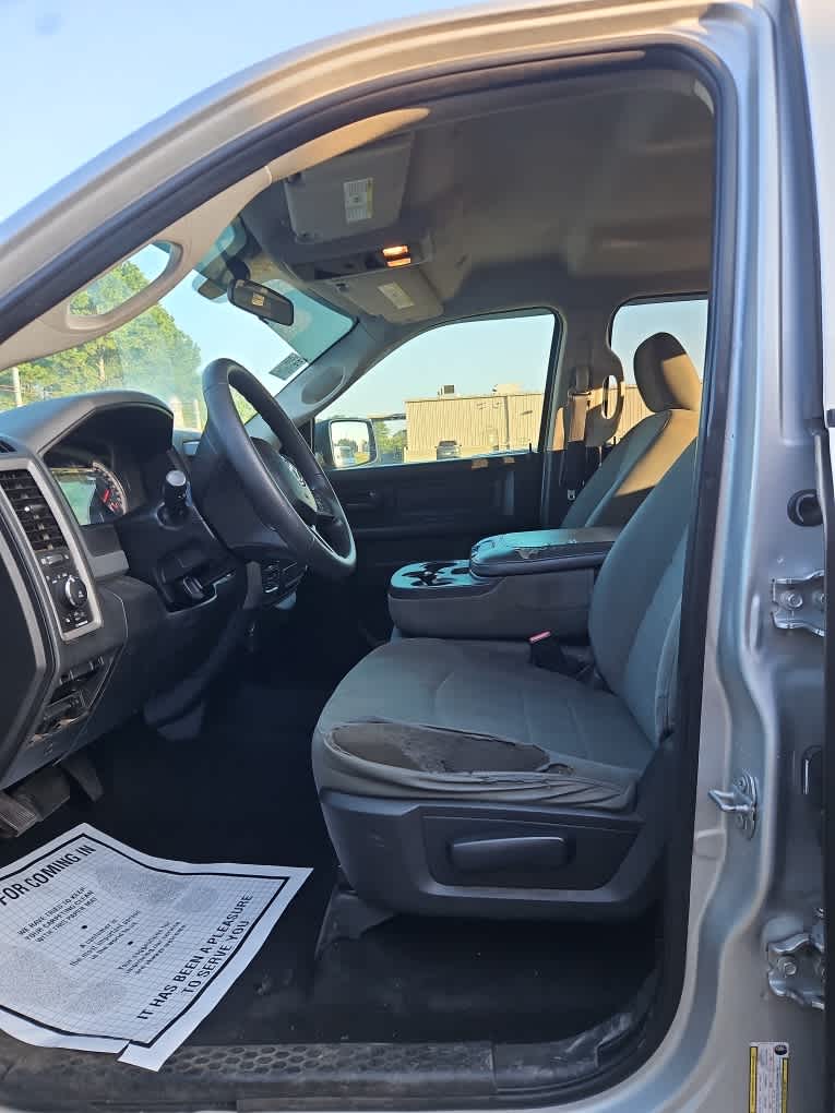 2018 Ram 1500 Express photo 2