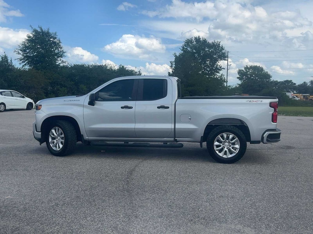 Used 2020 Chevrolet Silverado 1500 Custom Truck