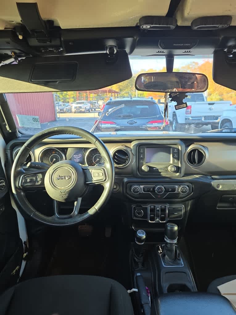 2020 Jeep Wrangler Unlimited Sport photo 3