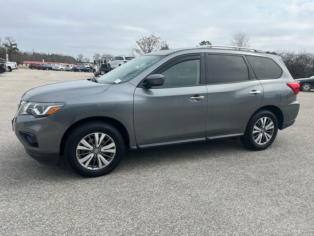 Used 2020 Nissan Pathfinder S