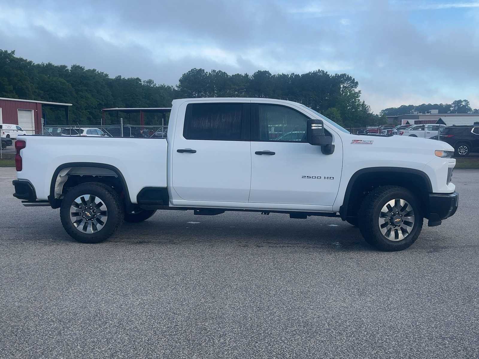 2026 Chevrolet Silverado 2500 HD Custom - Photo 8