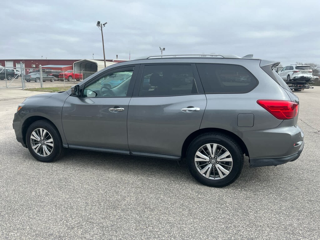 Used 2020 Nissan Pathfinder S