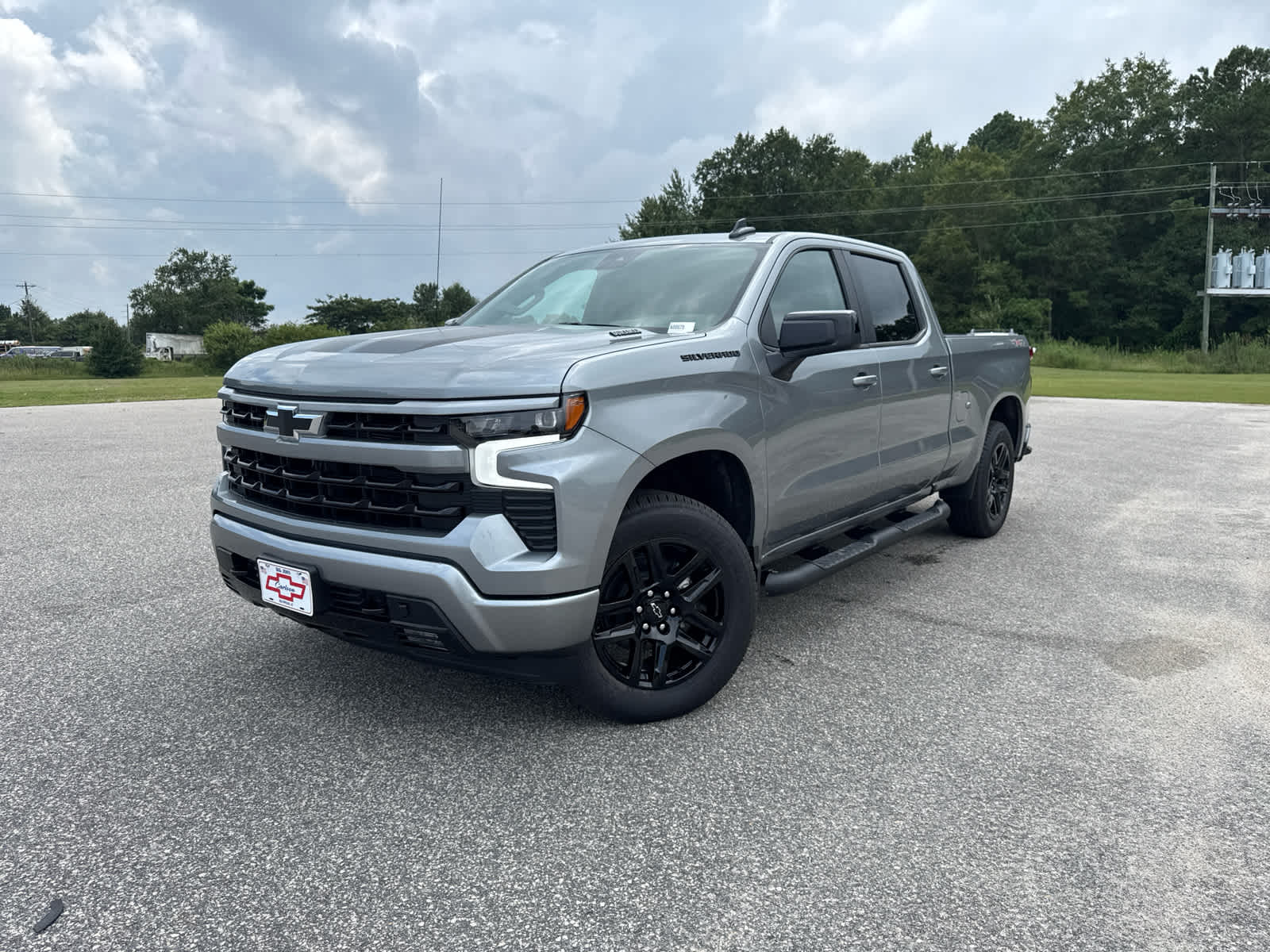 2026 Chevrolet Silverado 1500 RST photo 2