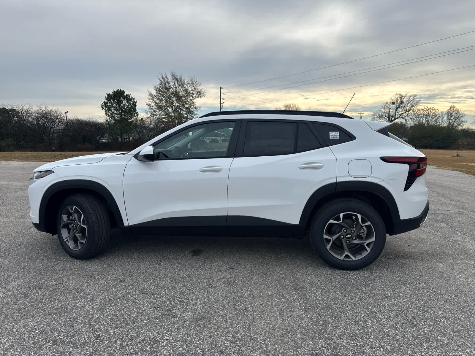 2026 Chevrolet Trax LT photo 4