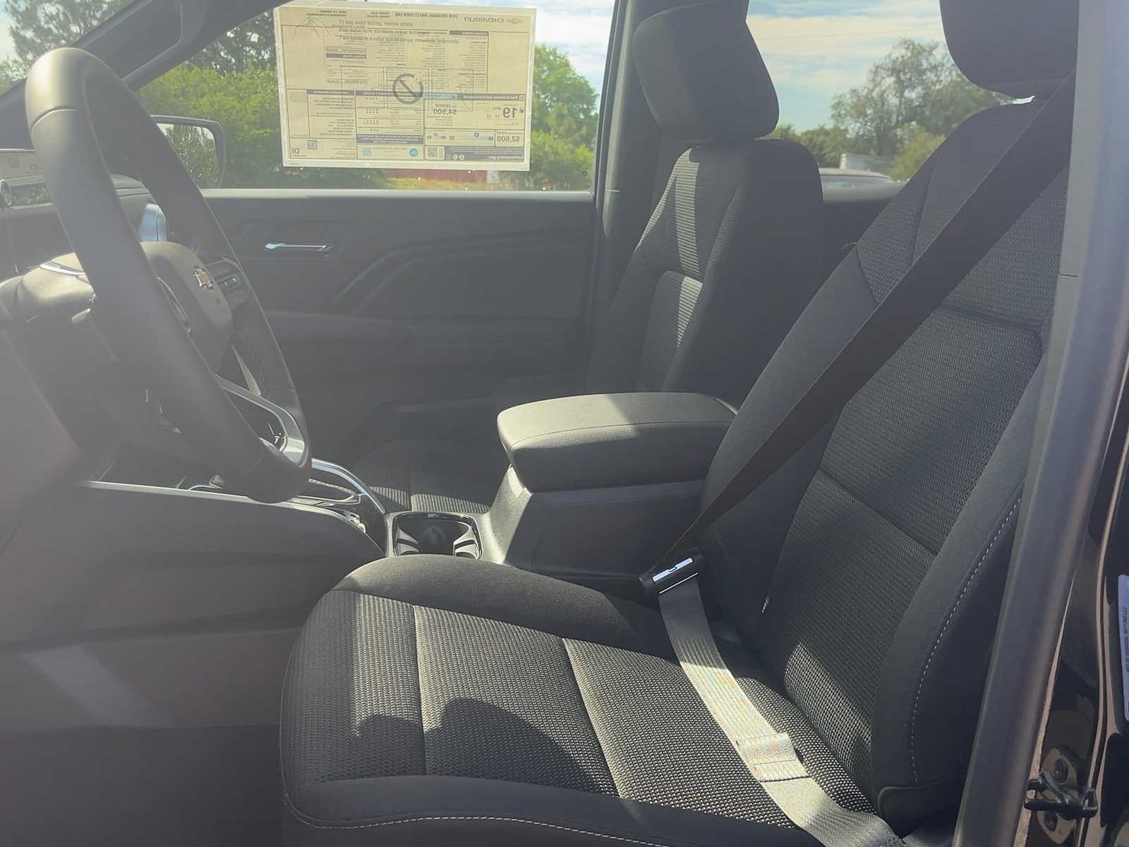 2026 Chevrolet Colorado LT - Photo 30