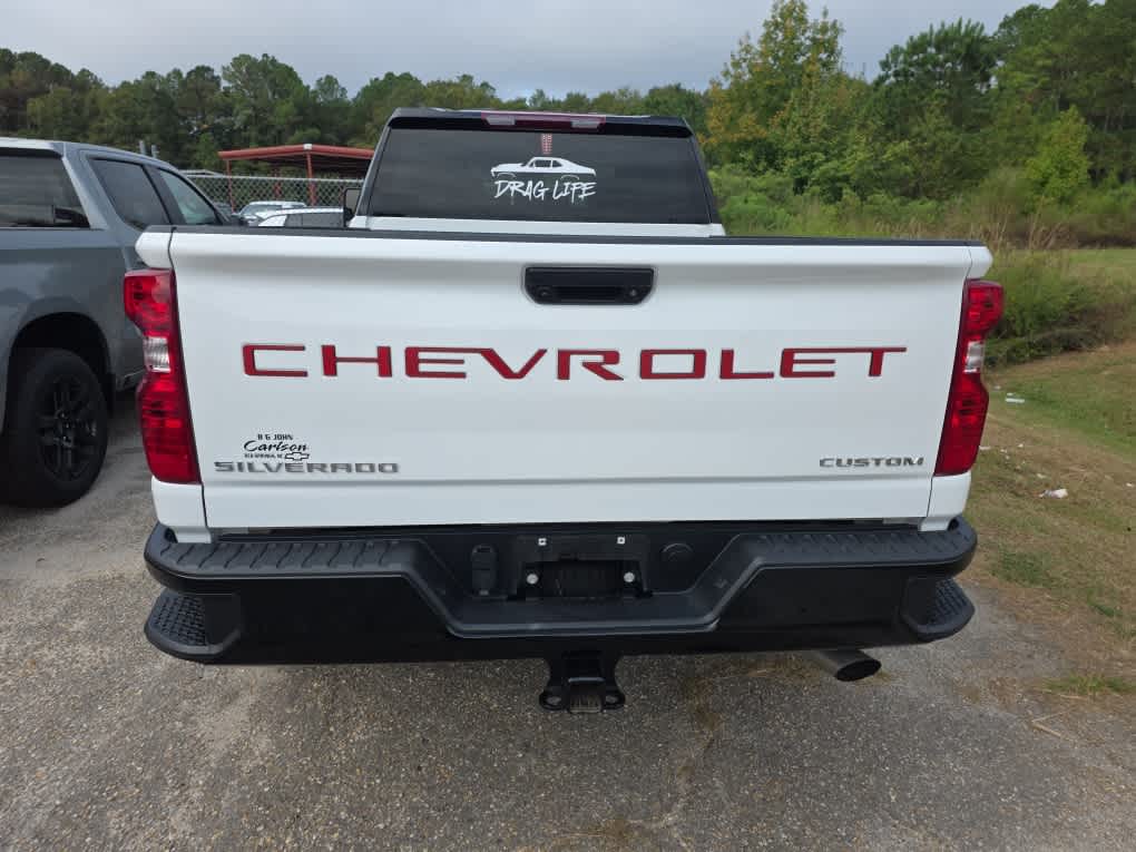 2024 Chevrolet Silverado 2500HD Custom photo 4