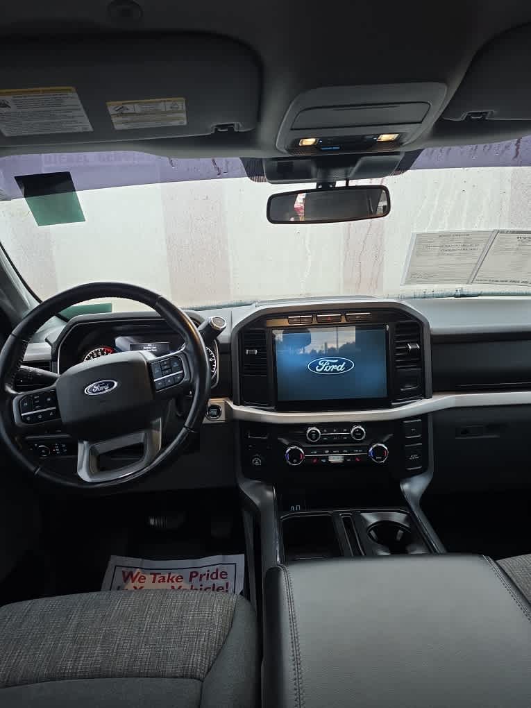 2021 Ford F-150 XLT photo 3