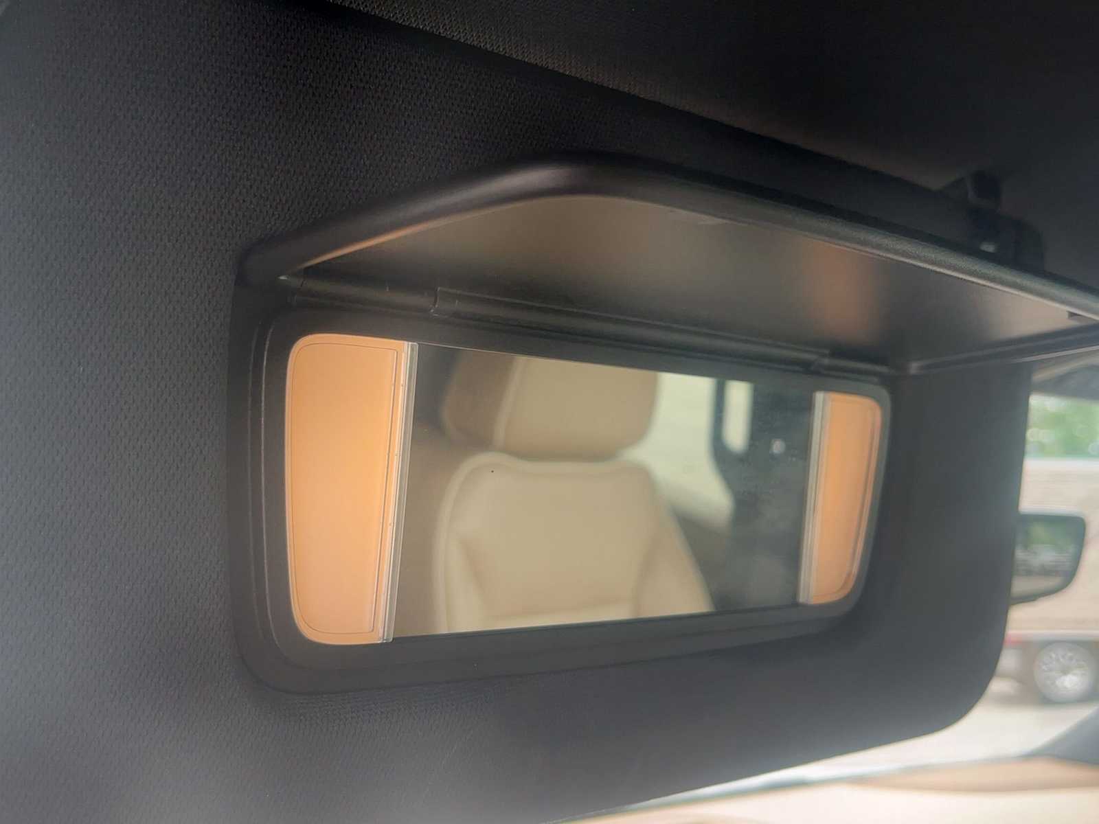 2021 Chevrolet Tahoe Premier - Photo 29