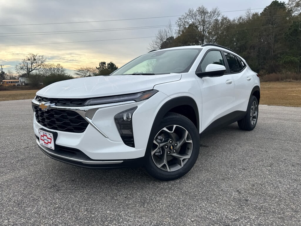 New 2026 Chevrolet Trax LT SUV