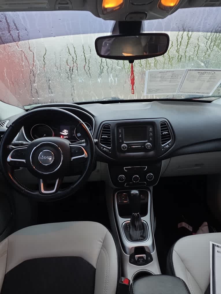 2018 Jeep Compass North Edition Latitude photo 2