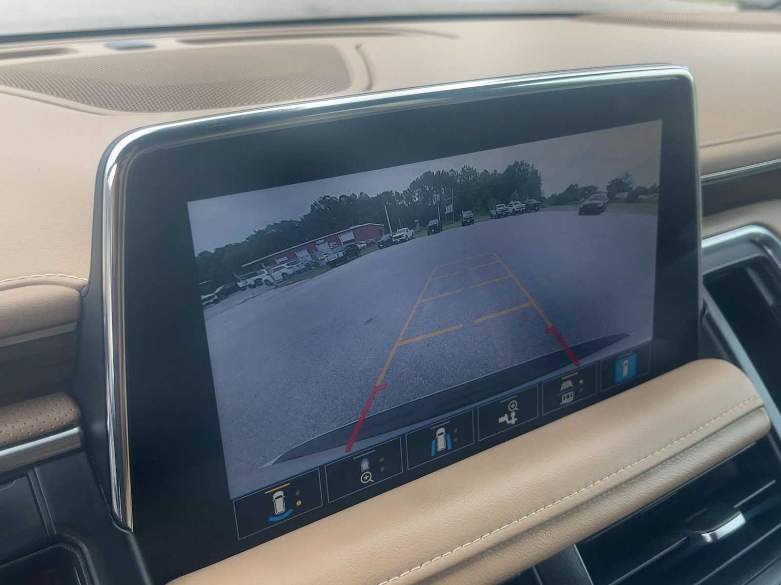 2021 Chevrolet Tahoe Premier - Photo 19