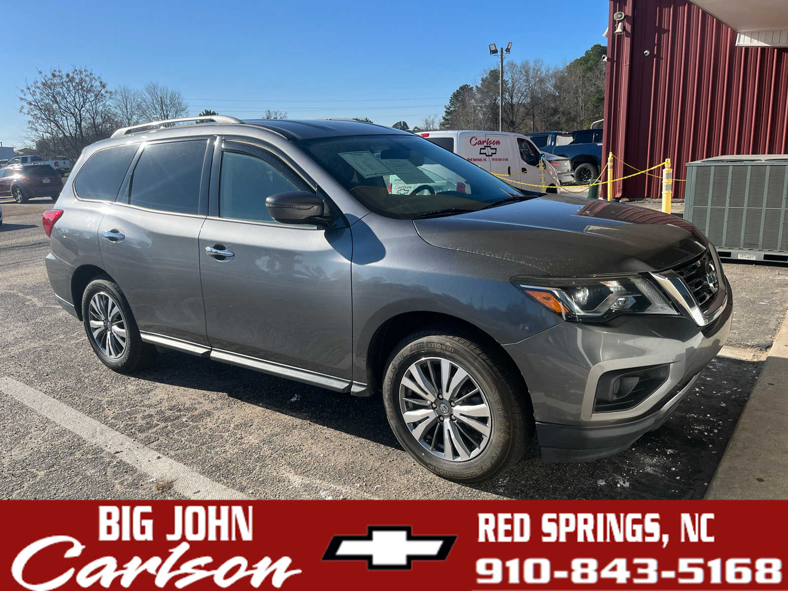 2020 Nissan Pathfinder S