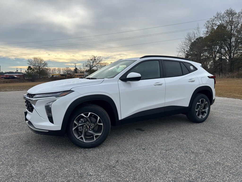 New 2026 Chevrolet Trax LT SUV