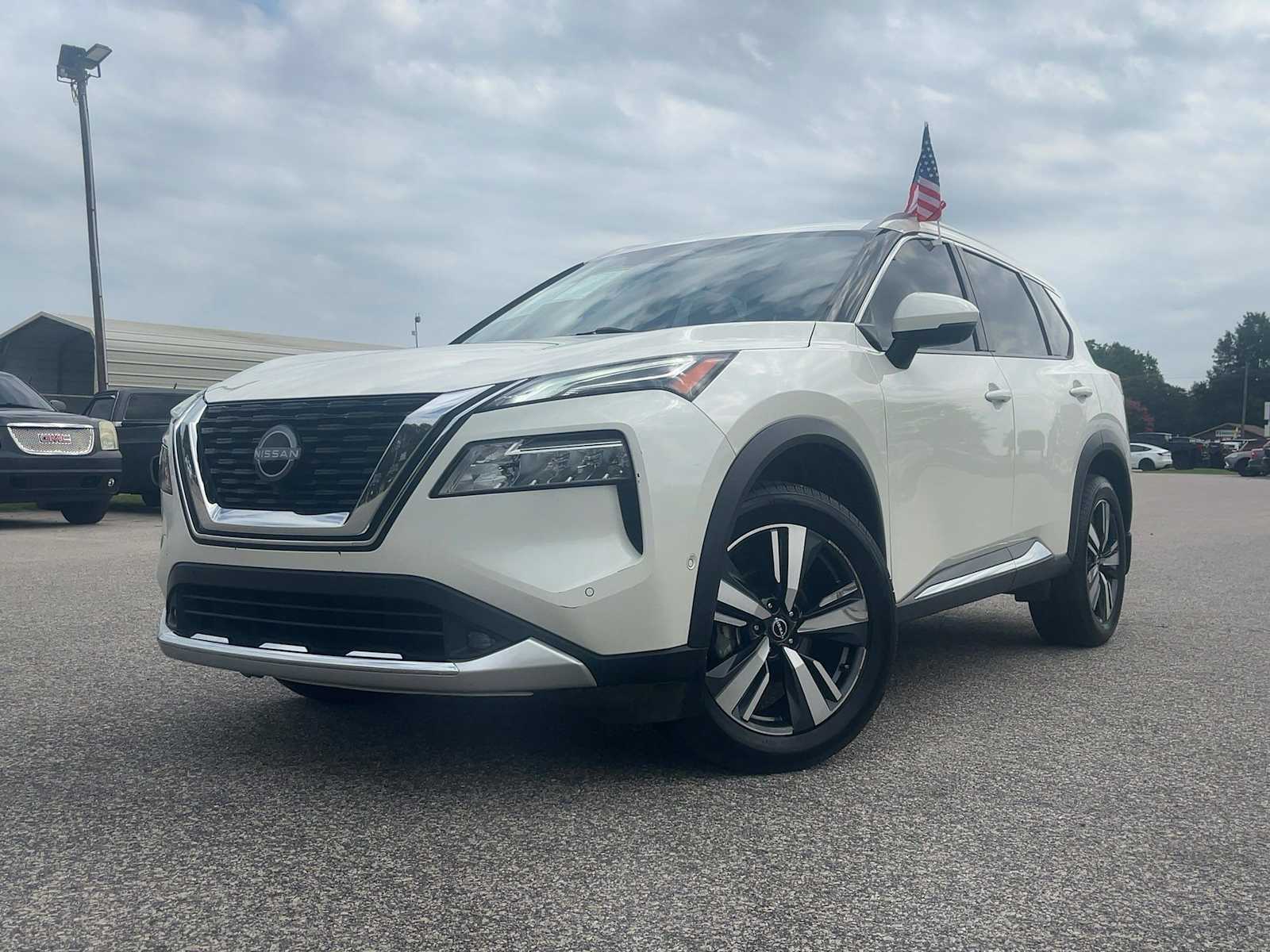 Used 2022 Nissan Rogue Platinum with VIN JN8BT3DC0NW118418 for sale in Red Springs, NC