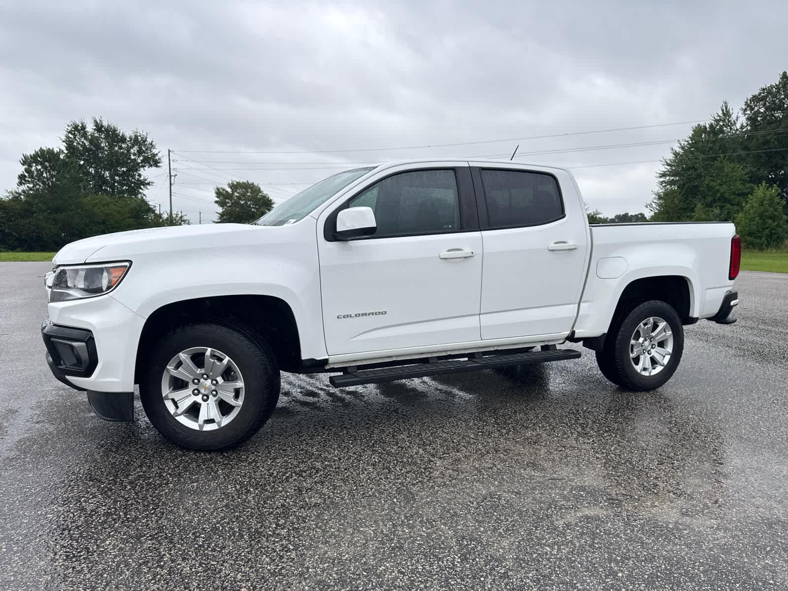 2022 Chevrolet Colorado LT photo 3