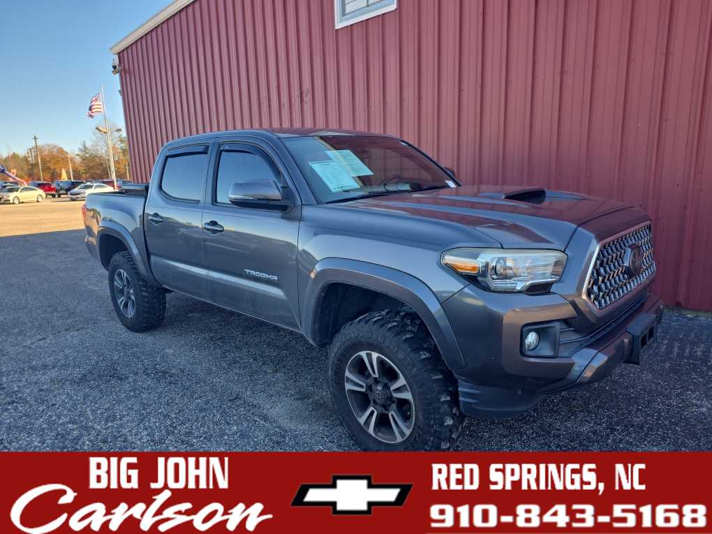 2018 Toyota Tacoma TRD Sport's photo