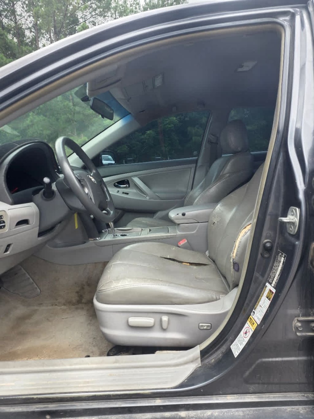 Used 2010 Toyota Camry LE Sedan