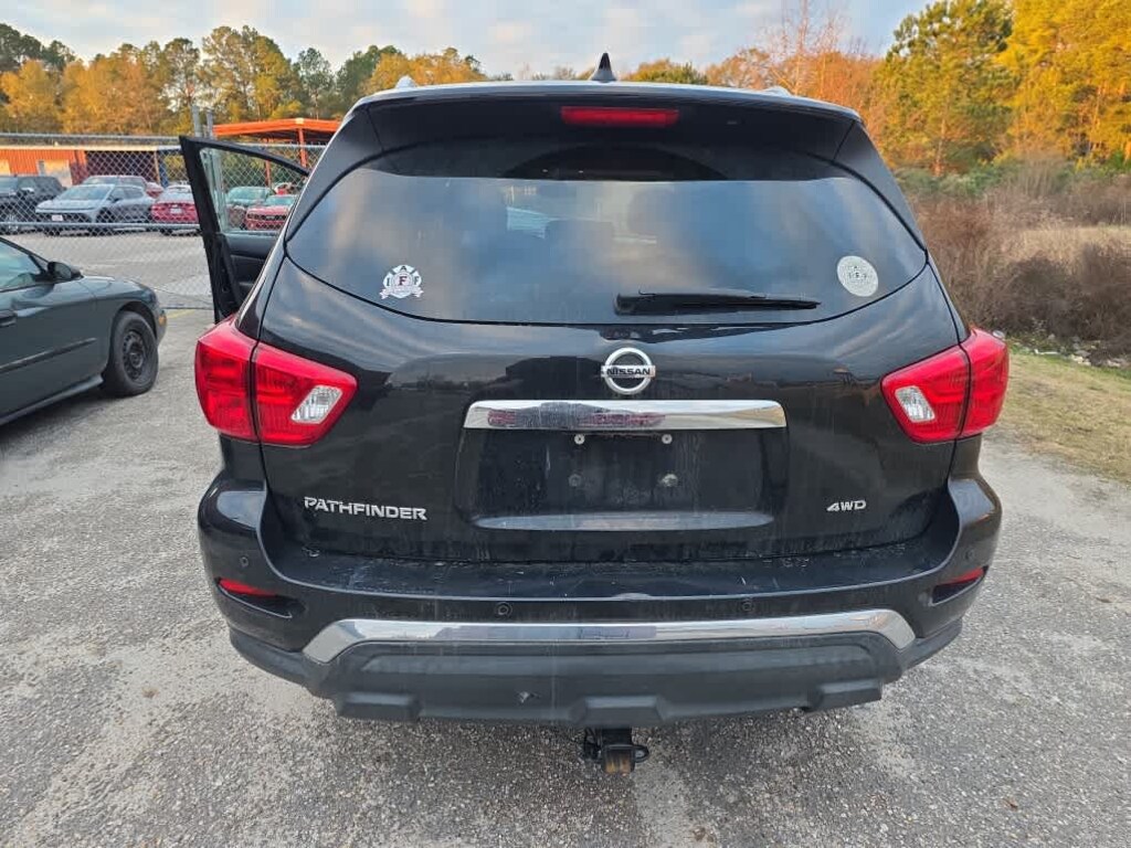Used 2019 Nissan Pathfinder S