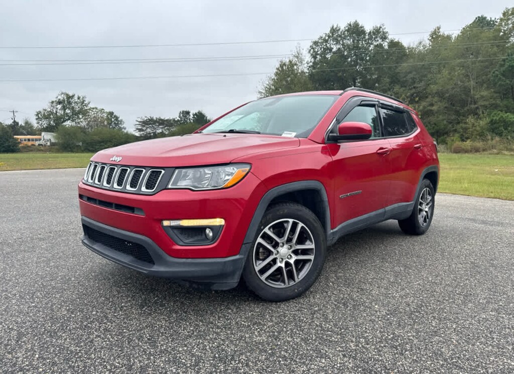 Used 2018 Jeep Compass Sun and Wheel FWD SUV