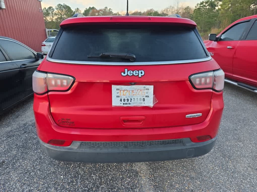 Used 2018 Jeep Compass Sun and Wheel FWD SUV