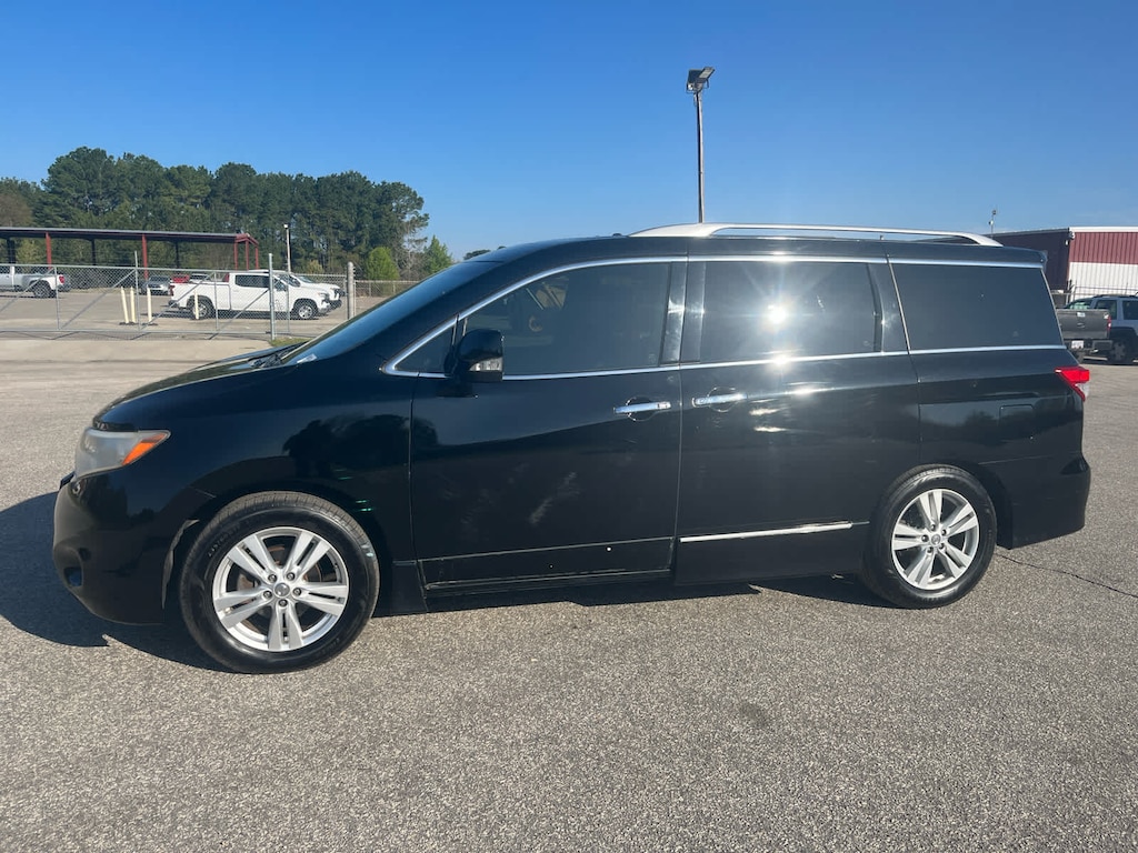 Used 2012 Nissan Quest SL Minivan
