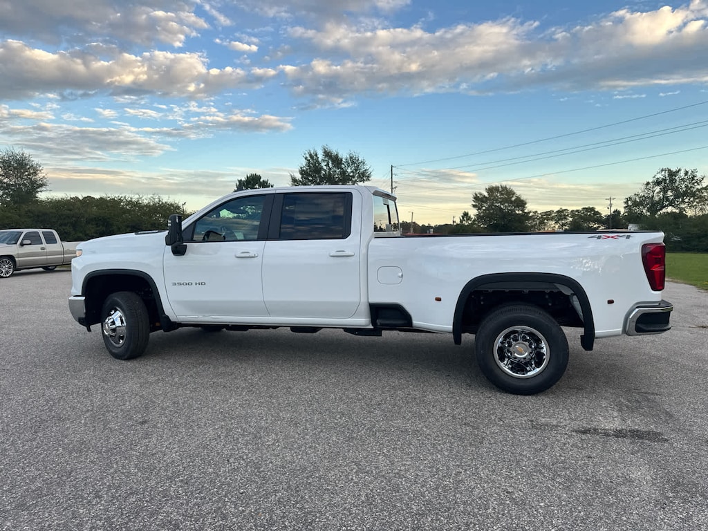 New 2026 Chevrolet Silverado 3500 HD LT Truck