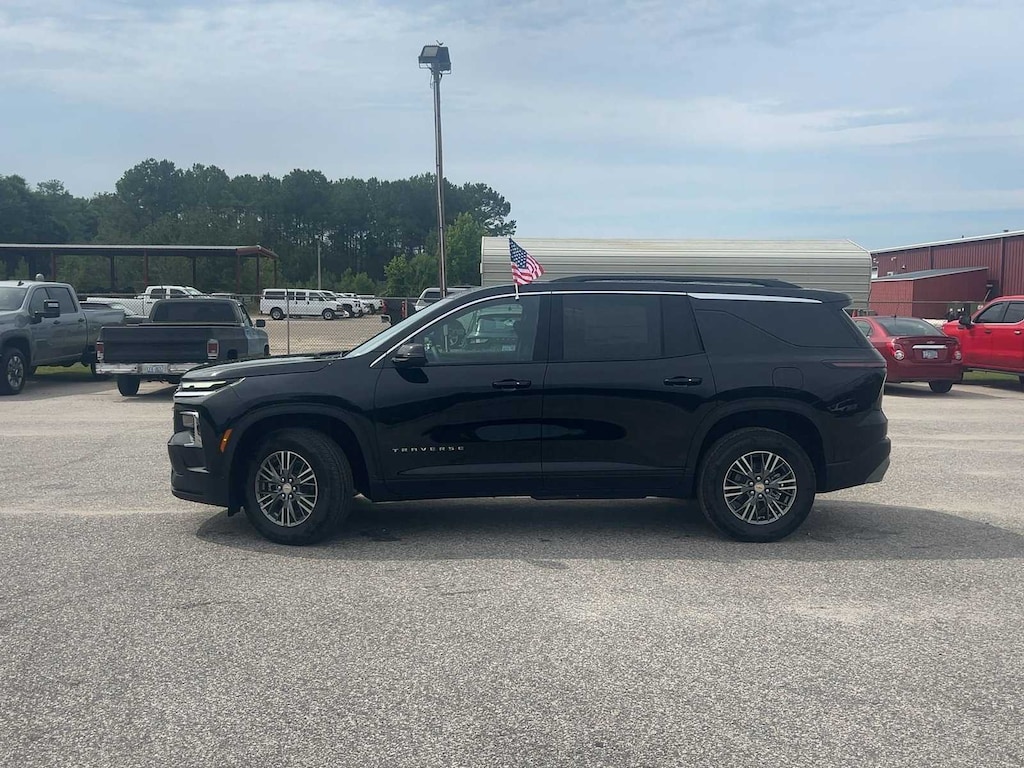 New 2026 Chevrolet Traverse LT SUV