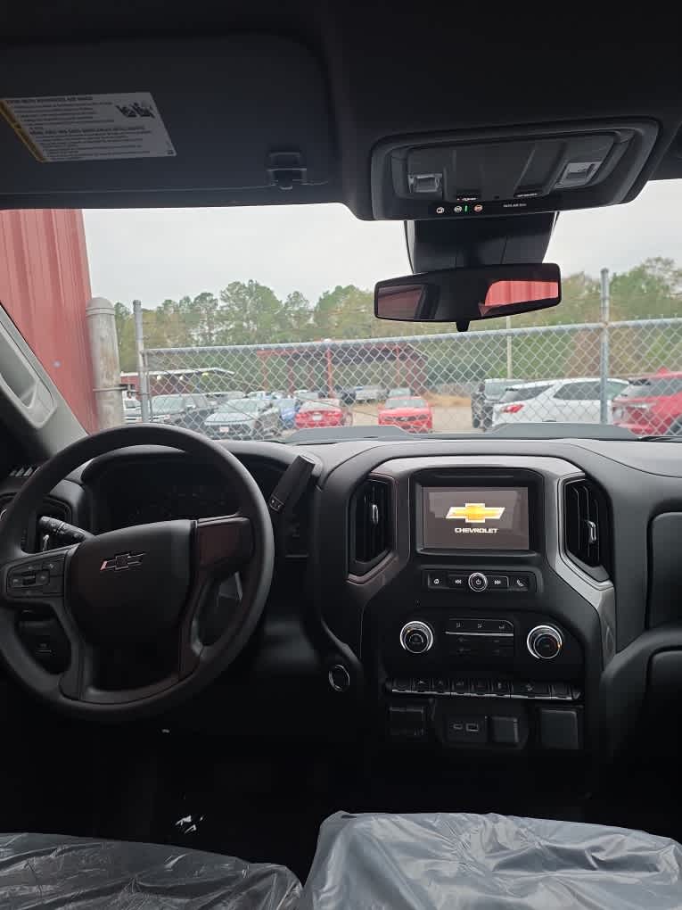 2026 Chevrolet Silverado Trail Boss Custom photo 3