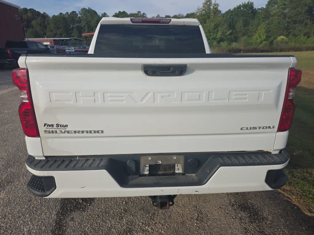 2022 Chevrolet Silverado 1500 Custom photo 4