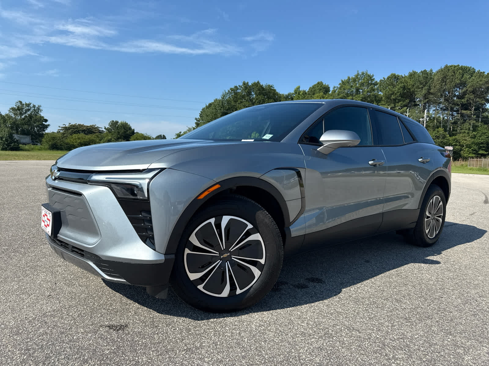 2025 Chevrolet Blazer EV photo 2