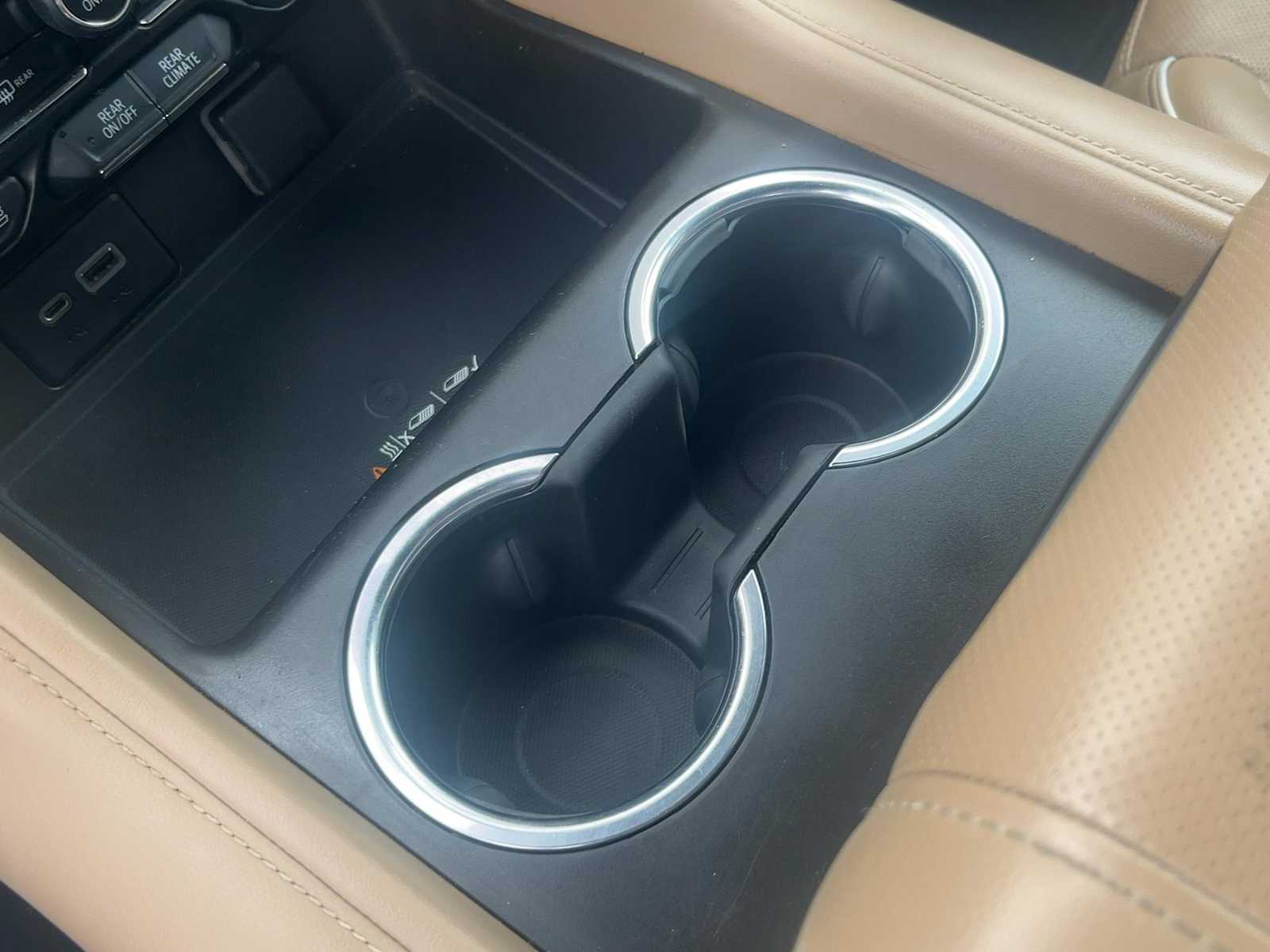2021 Chevrolet Tahoe Premier - Photo 24