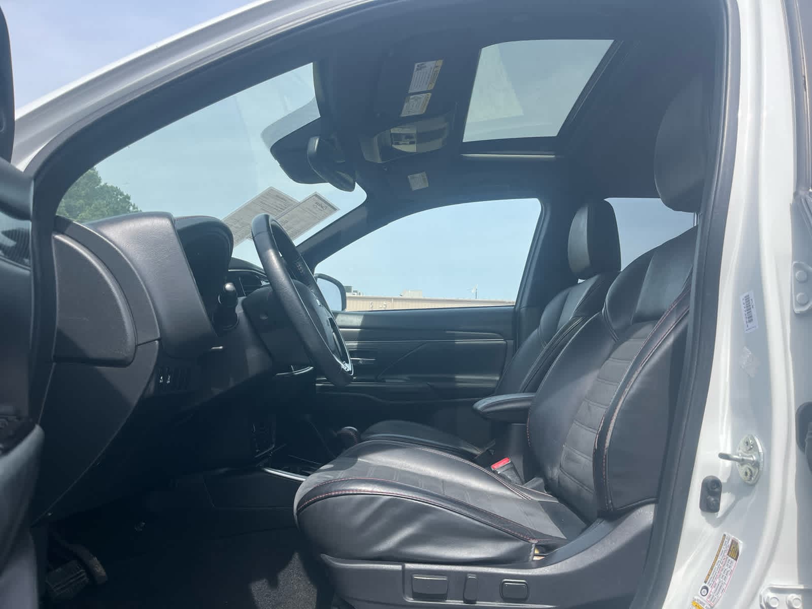 Used 2020 Mitsubishi Outlander LE with VIN JA4AD3A31LZ012963 for sale in Red Springs, NC