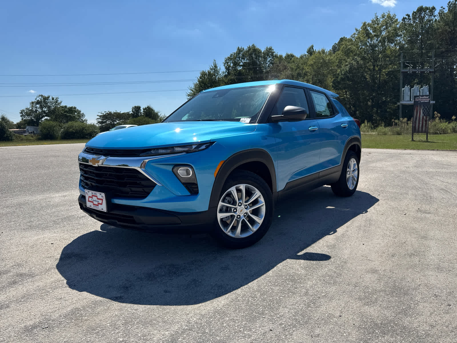 2026 Chevrolet Trailblazer LS photo 2