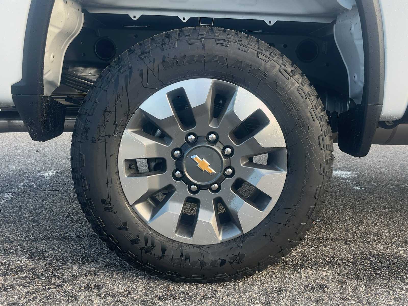 2026 Chevrolet Silverado 2500 HD Custom - Photo 38