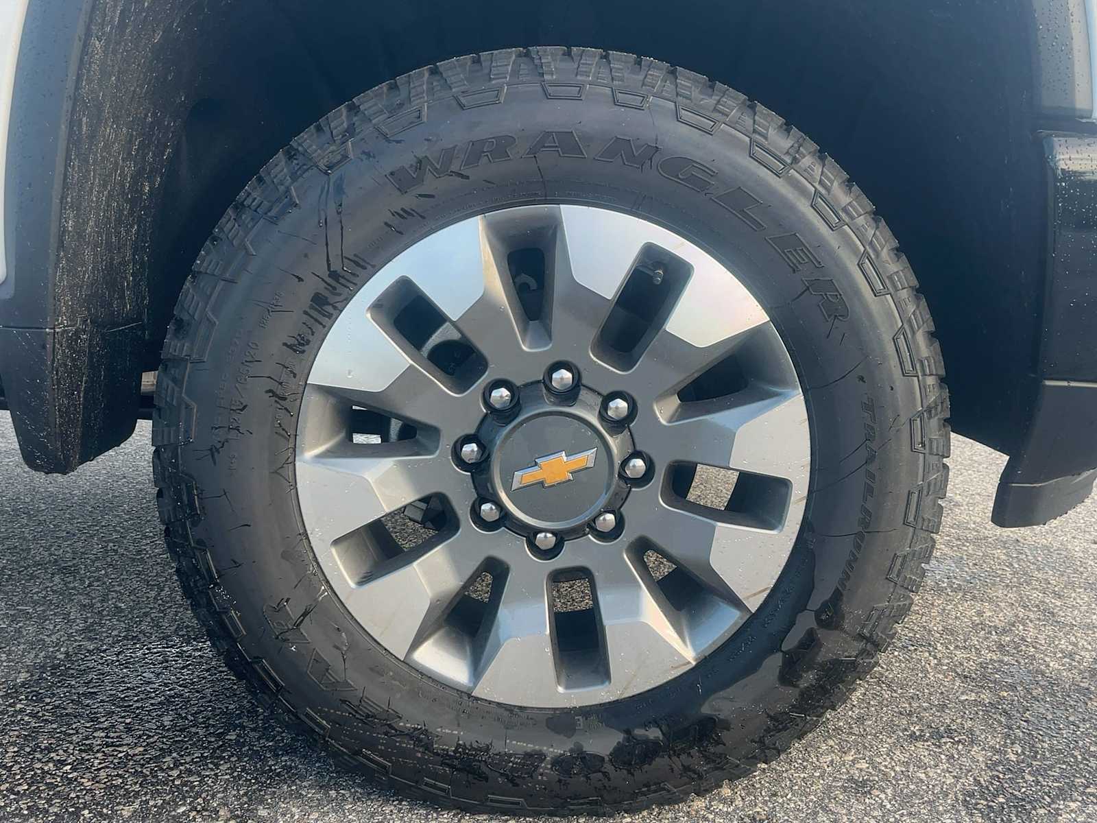 2026 Chevrolet Silverado 2500 HD Custom - Photo 36