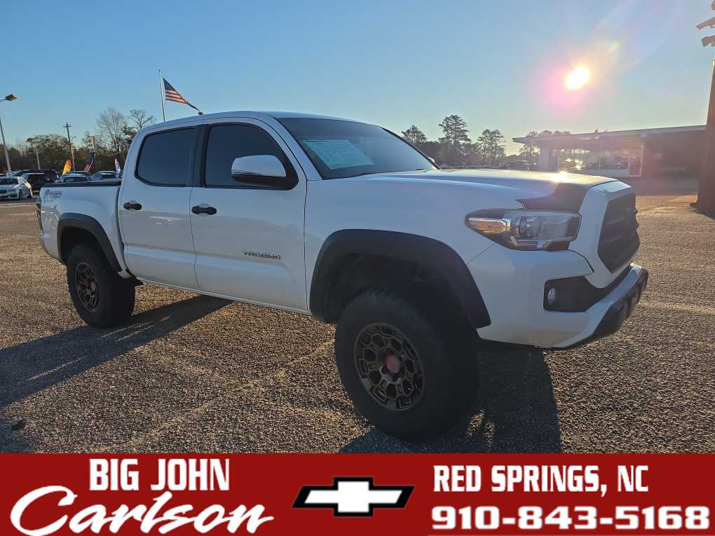 2017 Toyota Tacoma TRD Off Road's photo