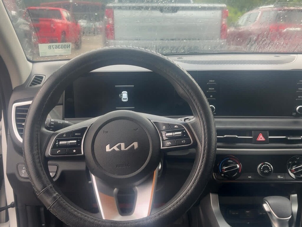 Used 2026 Kia Seltos LX SUV