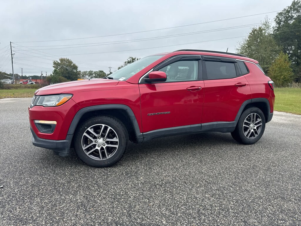 Used 2018 Jeep Compass Latitude FWD SUV