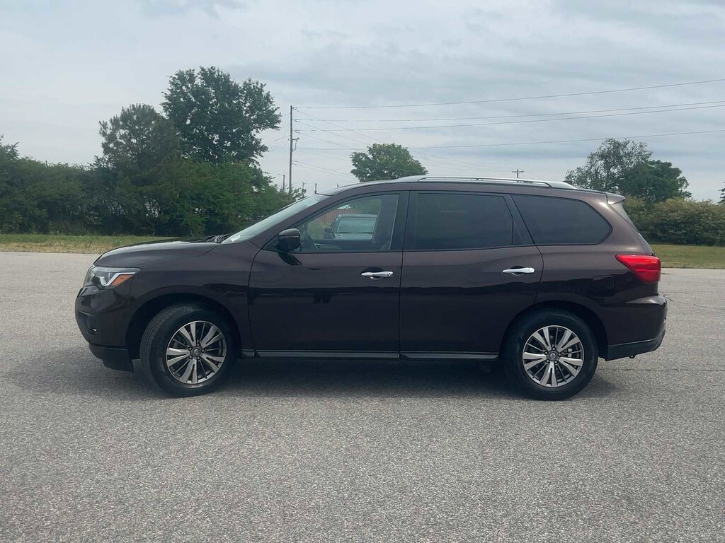Used 2019 Nissan Pathfinder SL SUV