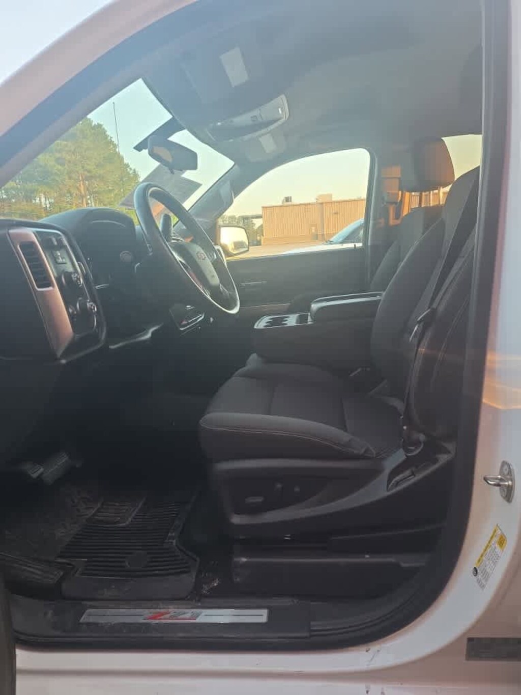 Used 2016 Chevrolet Silverado 1500 LT Truck Crew Cab