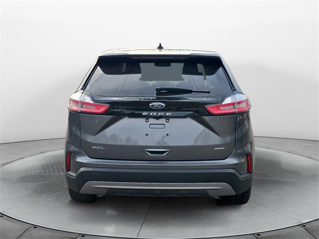 2024 Ford Edge SEL photo 4