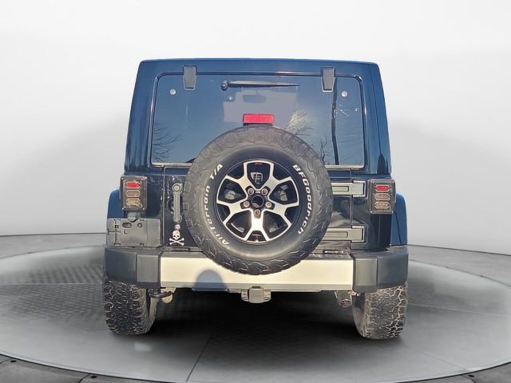 Used 2015 Jeep Wrangler Unlimited Unlimited Sahara SUV